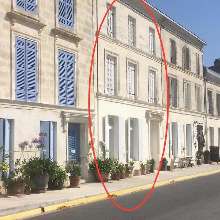 La Maison Du Port Mortagne-sur-Gironde Экстерьер фото