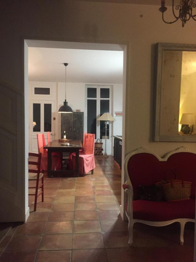 La Maison Du Port Mortagne-sur-Gironde Экстерьер фото